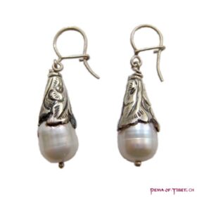 Ohrhänger mit Perle vom Schweizer Marktplatz Faircustomer.ch