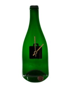 Wanduhr aus Weinflasche