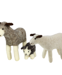 Stofftiere Schafe und Lamm