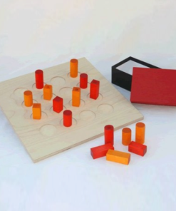 Brettspiel Quattro aus Holz