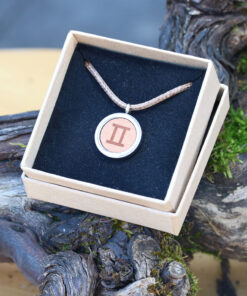 Halskette mit Echtholz