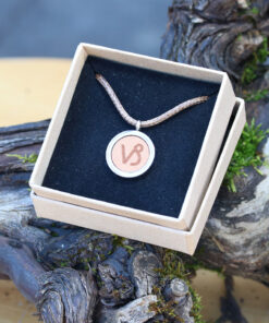 Halskette mit Echtholz